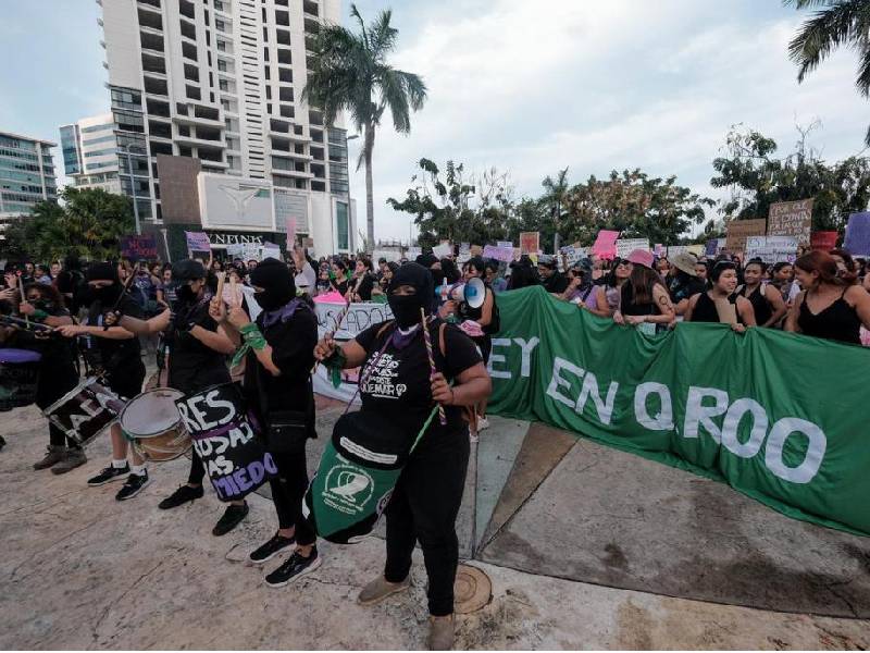 Mujeres cancunenses levantan la voz para una vida libre de violencia