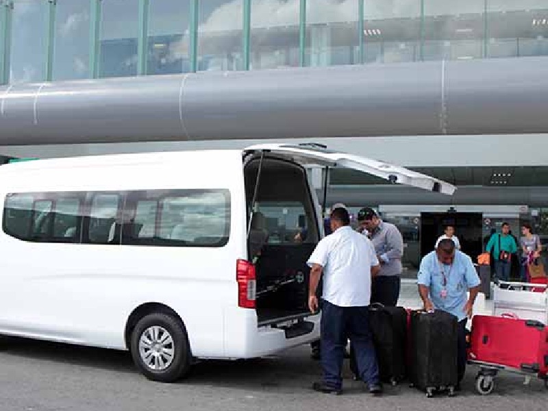 Logran acuerdo de diálogo con transportistas turísticos