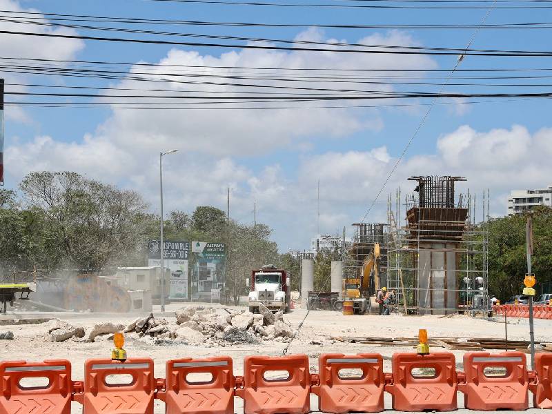 Obras con presupuesto histórico avanzan en Cancún