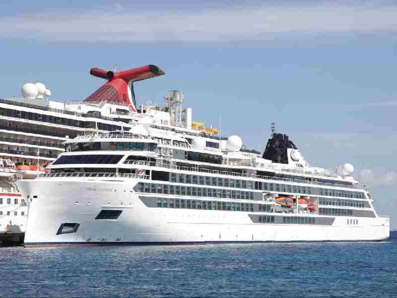 Quintana Roo recibe por primera vez al crucero Viking Octantis