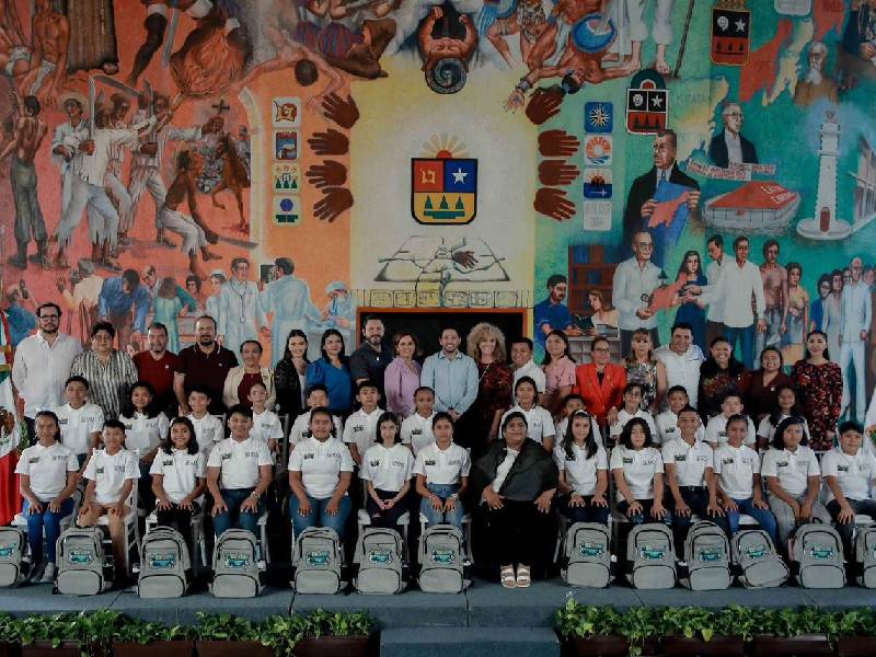 Se instala el Décimo Parlamento Infantil de Quintana Roo