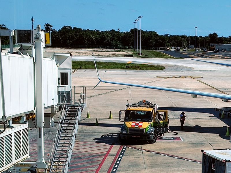 Aeropuerto de Cancún recibió en tres más de 2.5 millones de pasajeros extranjeros
