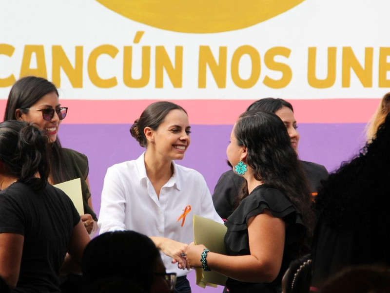 Ana Paty combate violencia de género en Cancún