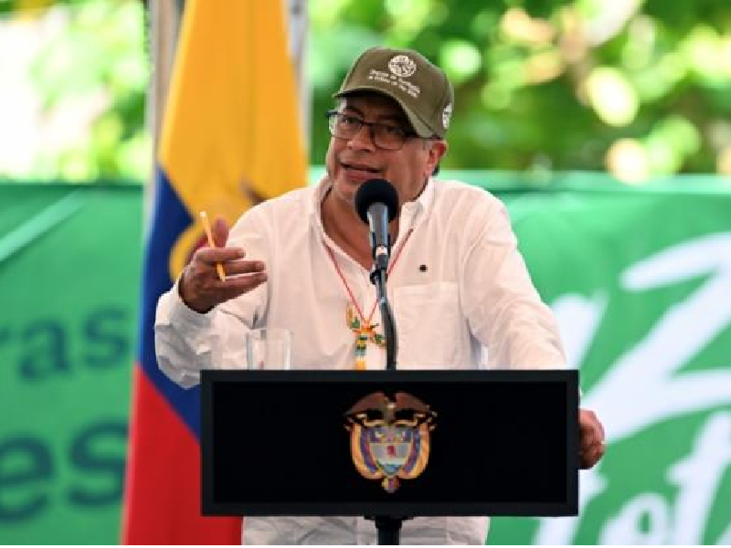 Petro suspende tregua con la principal guerrilla de las FARC