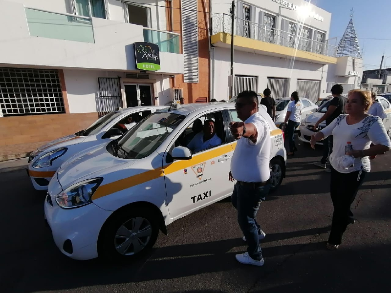 Exhiben acoso de taxistas hacia las mujeres en Quintana Roo