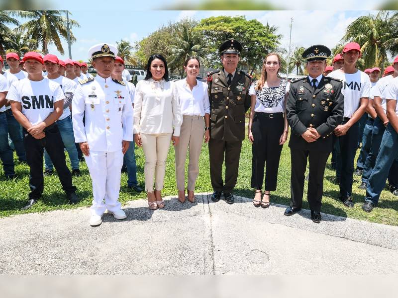 Asiste Atenea Gómez a la conmemoración a la Batalla de Puebla en la Zona Hotelera de Cancún