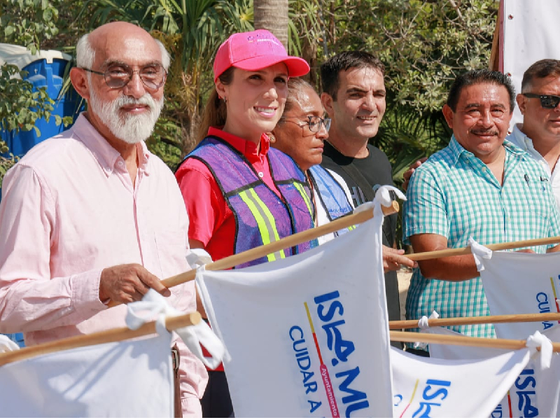 Atenea Gómez da el banderazo de inicio de obra de rehabilitación