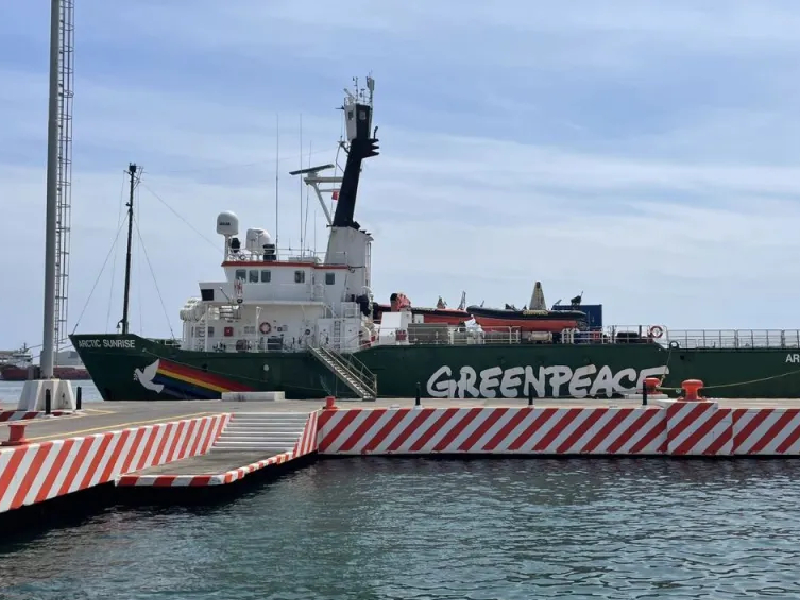 Llega a Veracruz barco de Greenpeace; exige protección a arrecifes del Golfo de México