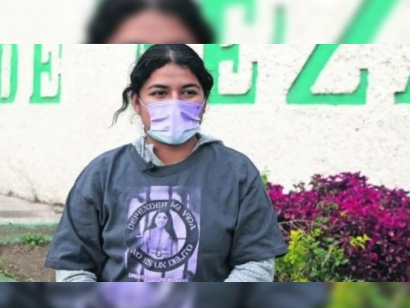 Queda en libertad Roxana, la joven indígena que asesinó a su violador en Nezahualcóyotl