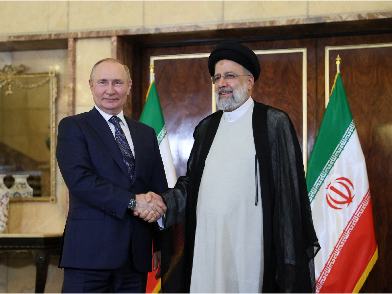 Irán y Rusia amplían cooperación militar, dice Estados Unidos