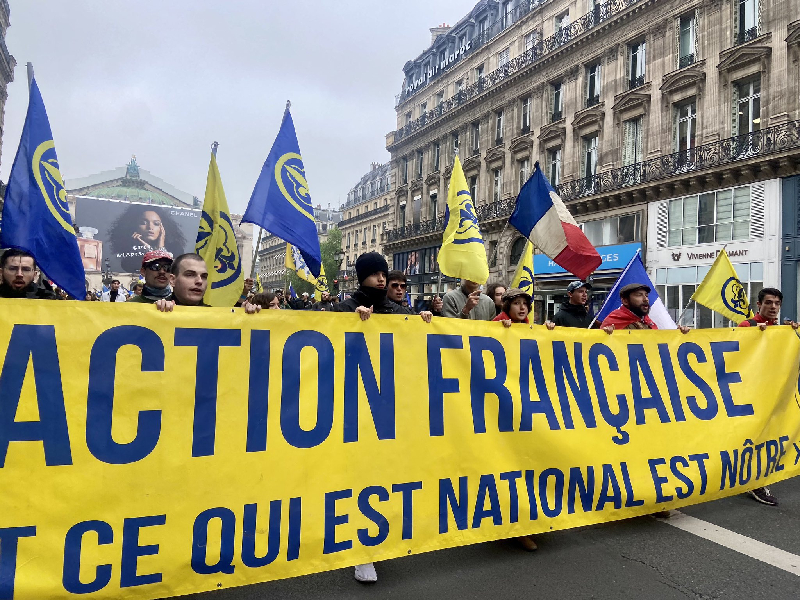 Ultraderecha se moviliza en París pese a restricciones del gobierno