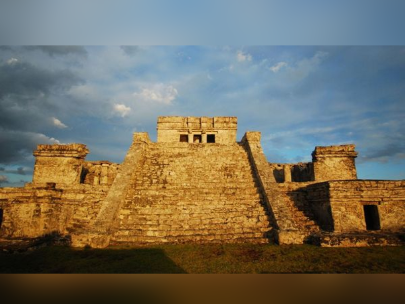 Presentarán libro para entender la civilización maya en Chetumal