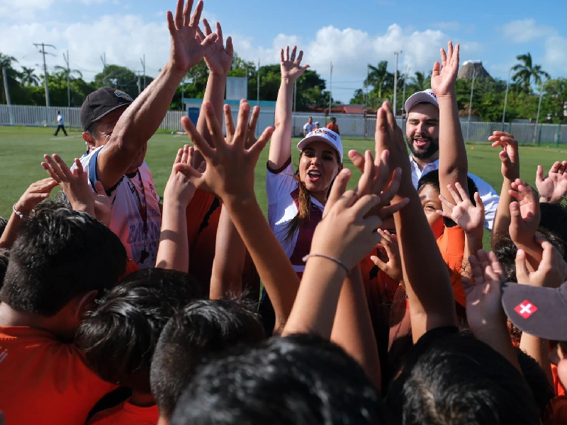 Invertirá Mara Lezama 22 MDP para rehabilitar la unidad deportiva “Bicentenario” y el CEDAR Chetumal