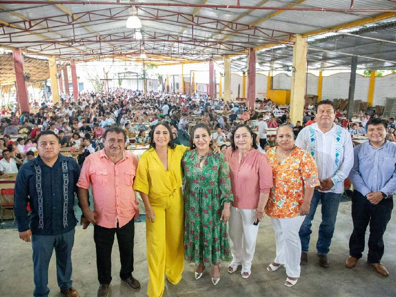 Sindicato y trabajadores de confianza son grandes aliados de FCP: Mary Hernández