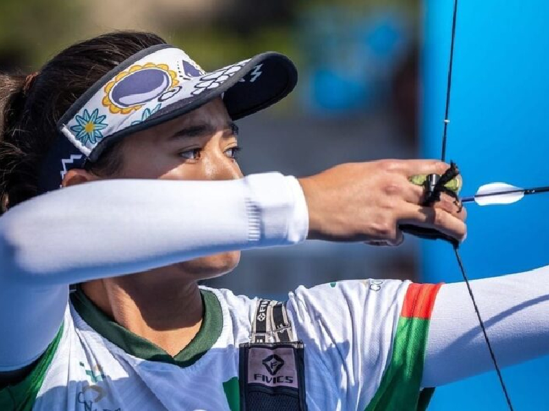 Con 16 años, Ángela Ruiz consigue plata en la Copa del Mundo de Tiro con Arco