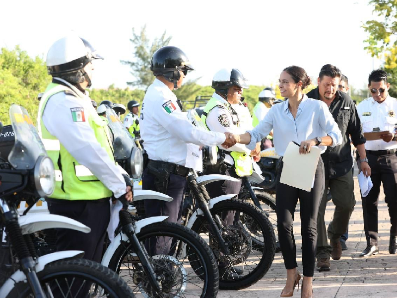 Supervisa Ana Paty Peralta presencia de elementos de seguridad pública en Cancún