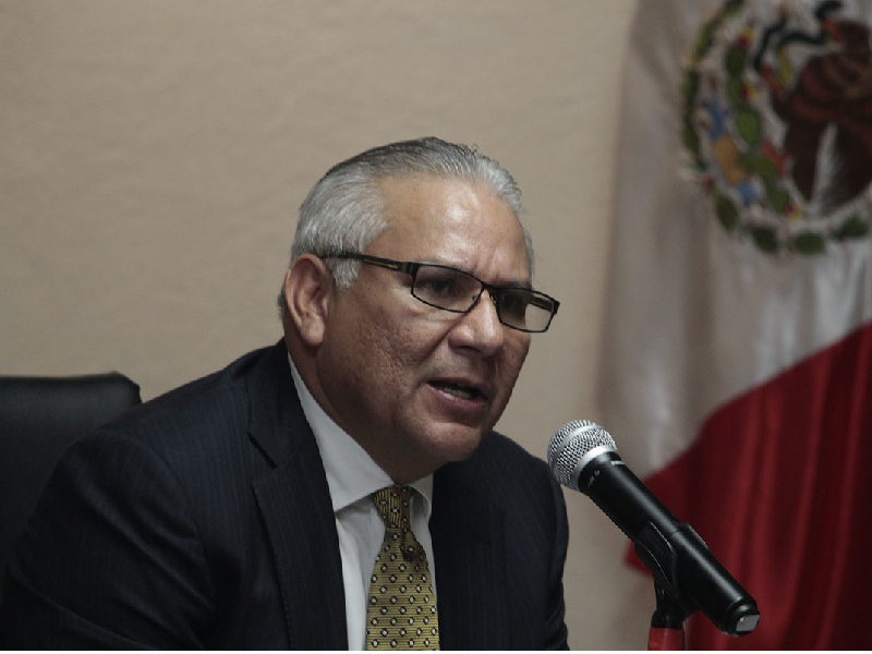 Nombran a Raciel López, fiscal interino de la FGE tras renuncia de Óscar Montes de Oca