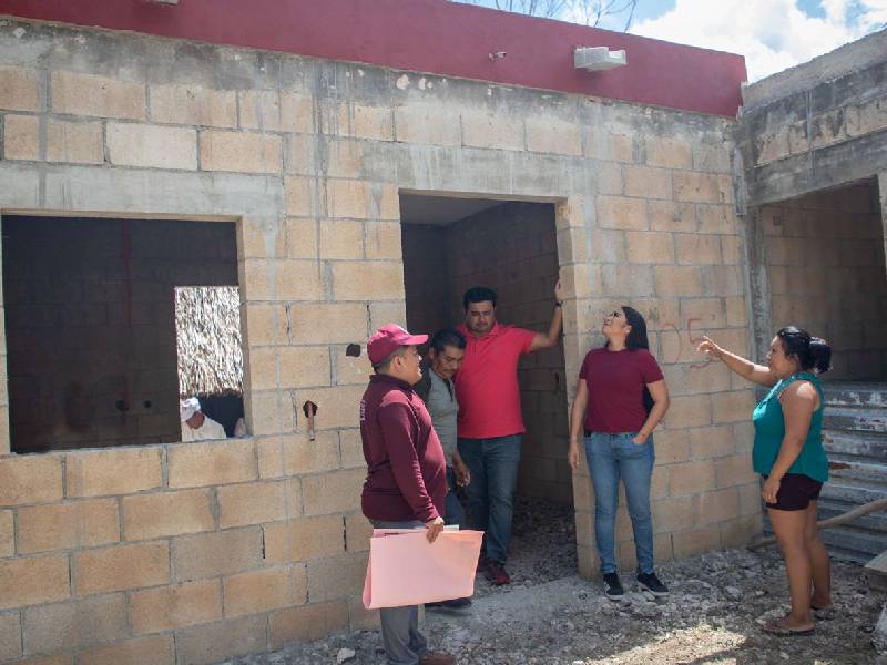Mary Hernández proyecta obras sociales en Felipe Carrillo Puerto