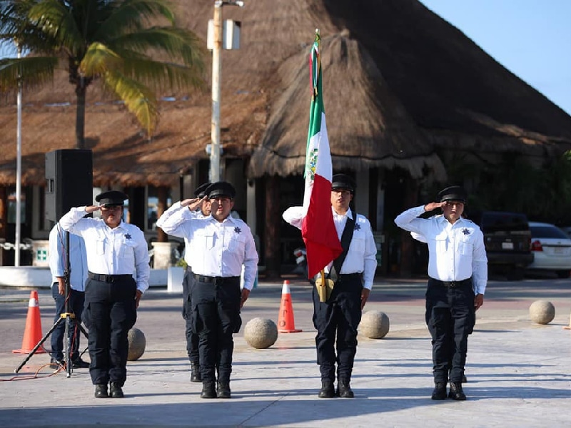 Autoridades conmemoran Día de la Marina en Pto. Morelos