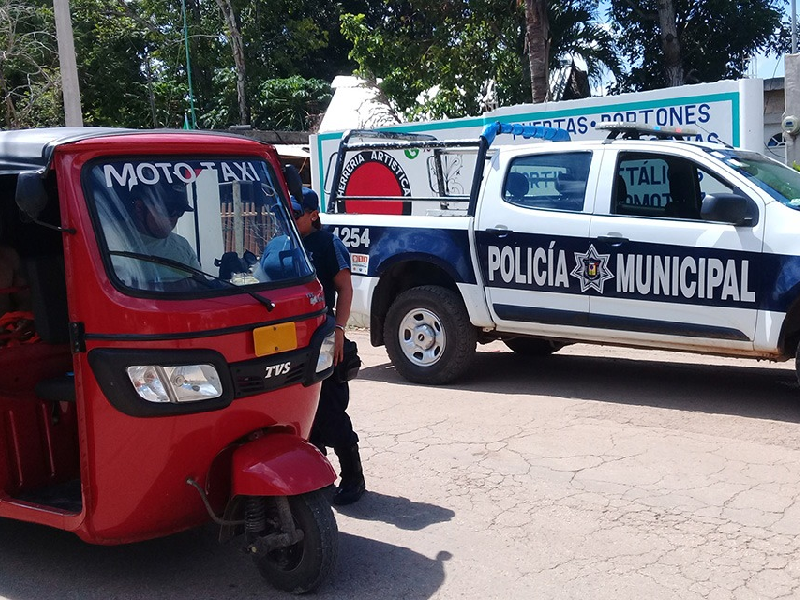 Buscan regularizar mototaxis en Cozumel e Isla Mujeres