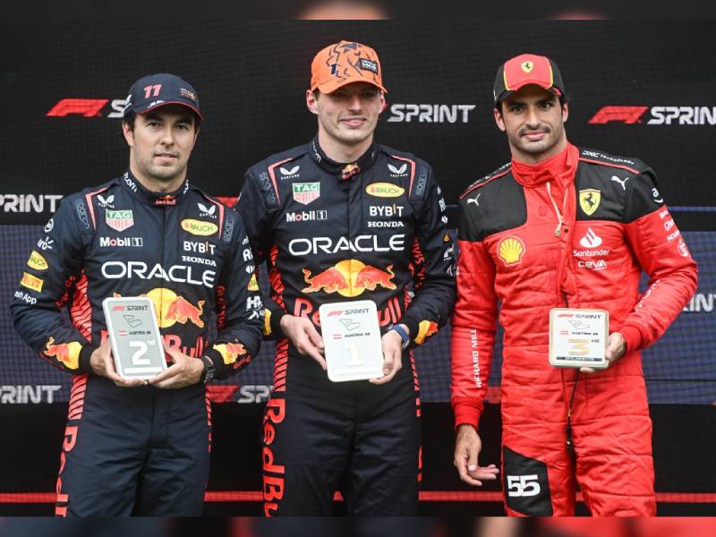 Verstappen gana la carrera esprint en Austria por delante de Checo Pérez