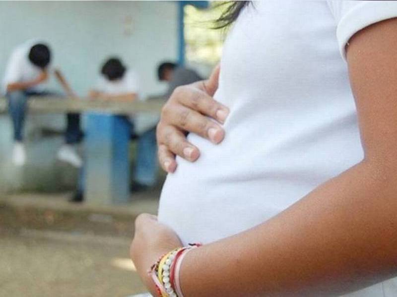 Realizan acciones para evitar embarazo en menores