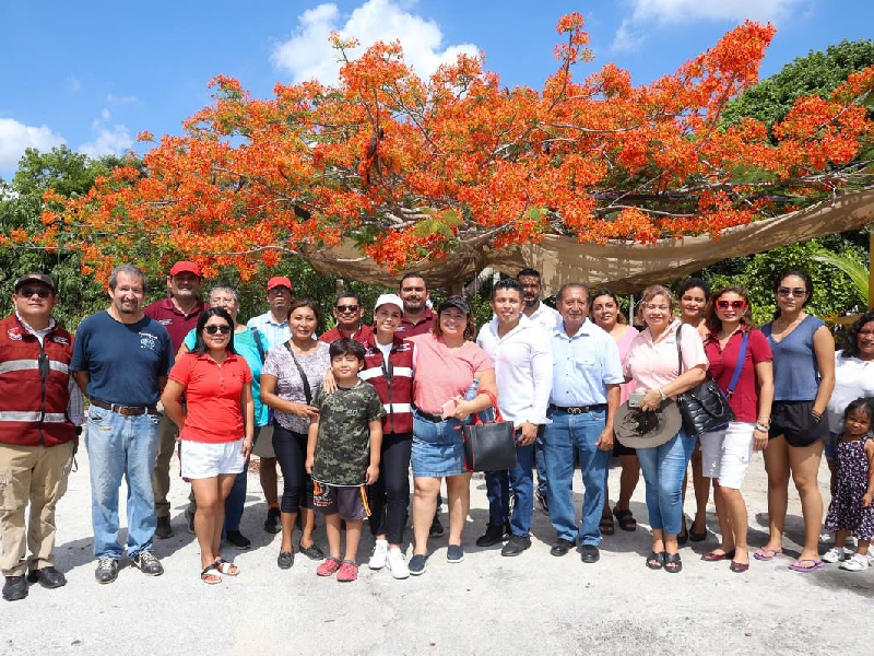 Ana Paty Peralta supervisa rehabilitación en Av. Cancún