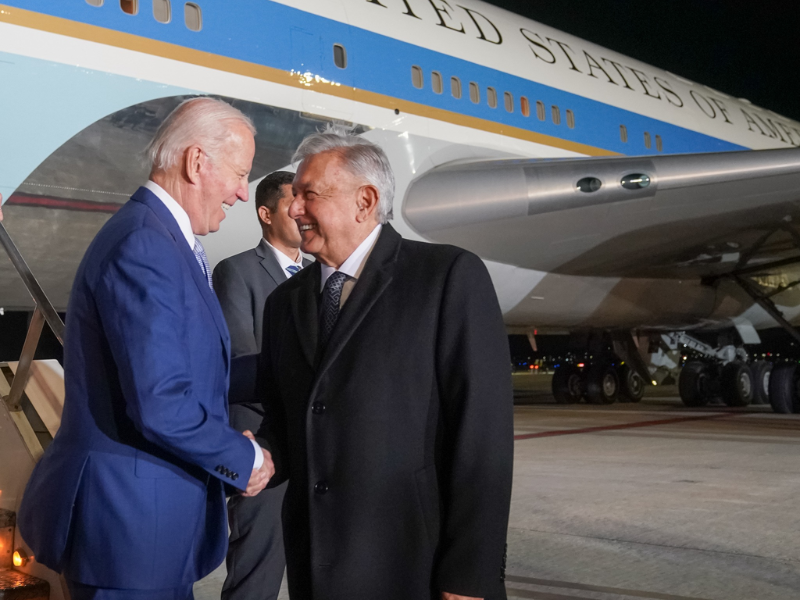 AMLO envía carta de reconocimiento a Biden por apertura en migración