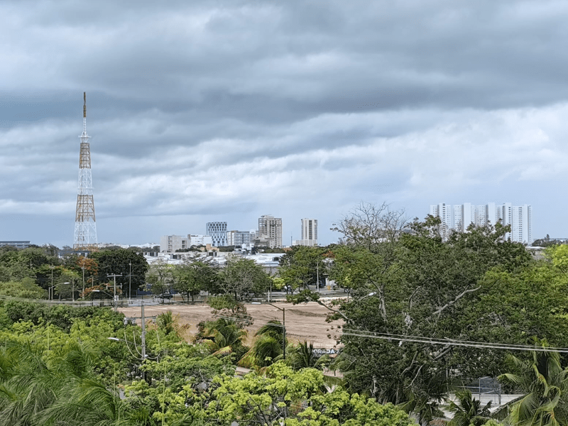 Clima Quintana Roo Cielo nublado con probabilidad de lluvia