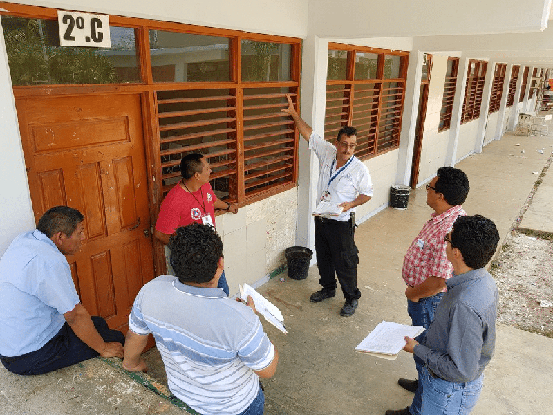 "Papá vigilante" mantiene a escuelas de Cancún sin incidencias