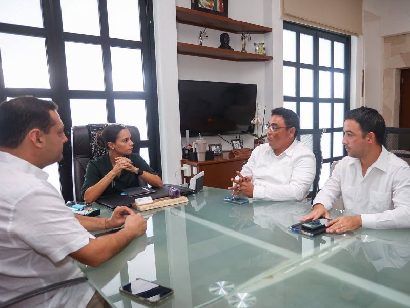 Ana Paty dialoga con CFE para gestionar mejores servicios para familias cancuneneses 