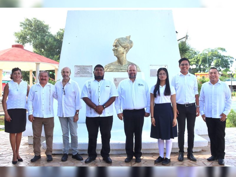 Puerto Morelos rinde homenaje a Leona Vicario en su 181° aniversario luctuoso