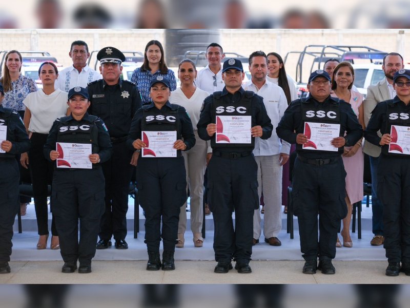 Mara Lezama entrega vehículos y equipamiento a Benito Juárez para el fortalecimiento de la seguridad