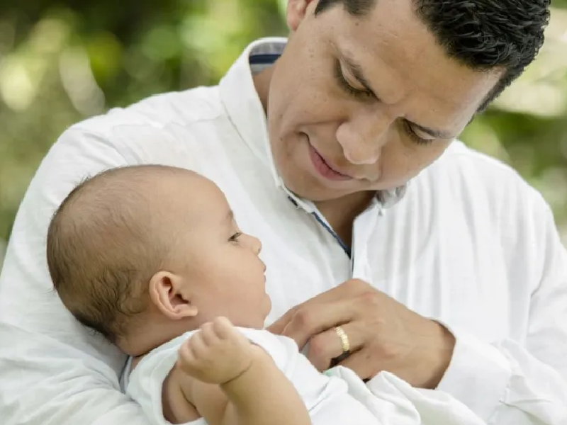 ¿Cómo funcionan las licencias de paternidad en México?
