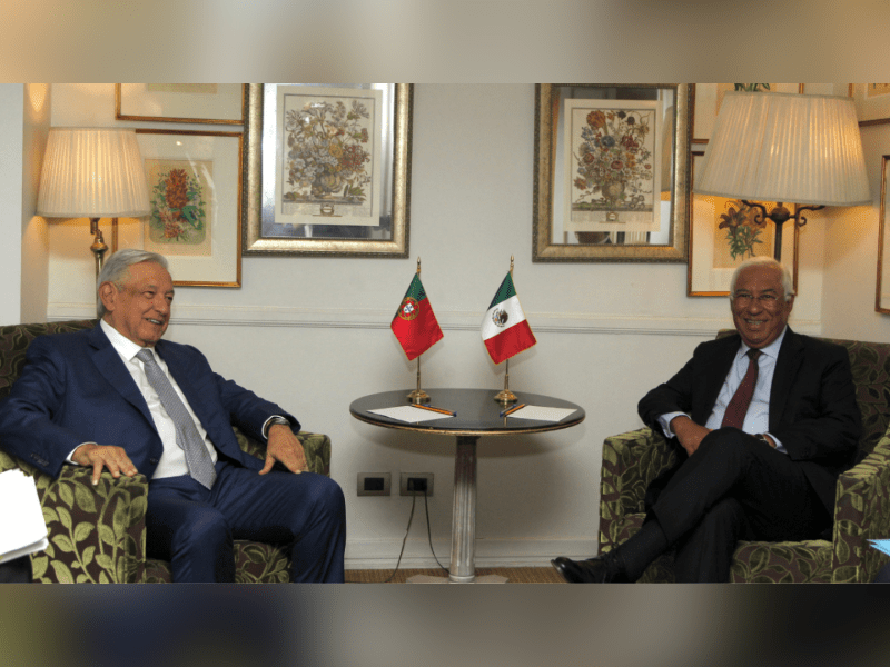 AMLO se reúne con el primer ministro de Portugal, António Costa en Chile
