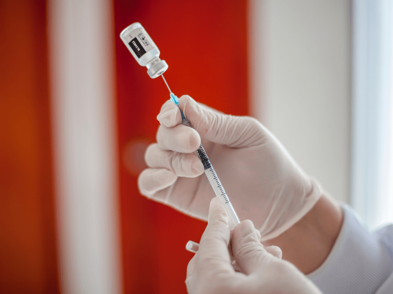 Alerta Cofepris por falsificación de vacuna antihepatitis B
