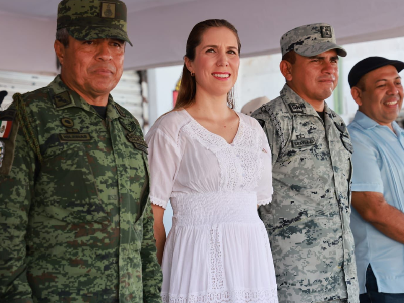 Atenea Gómez encabeza en Ciudad Mujeres el desfile cívico-militar