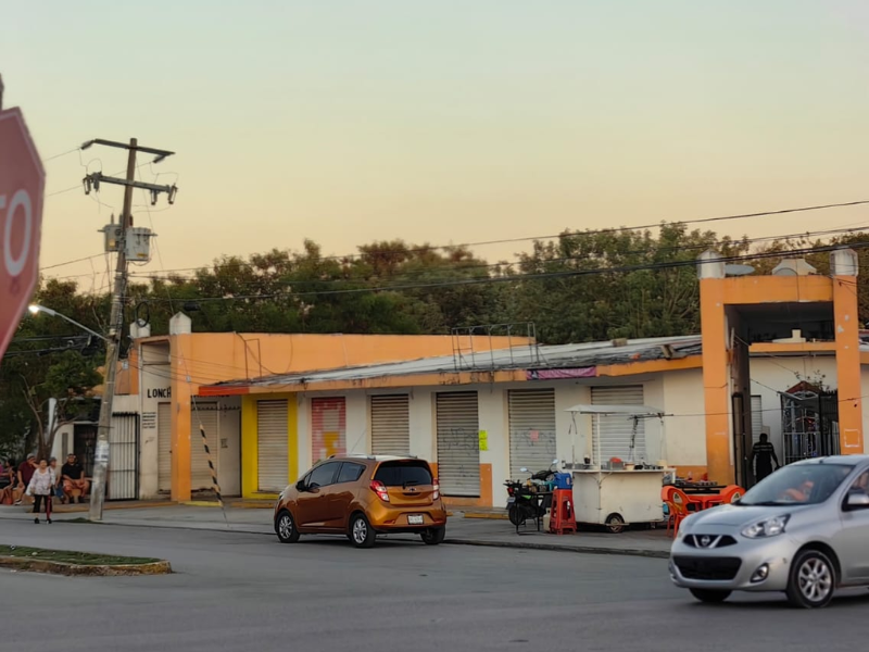 Negocios formales cierran 'sus puertas' en Cancún; optan por la informalidad Canaco