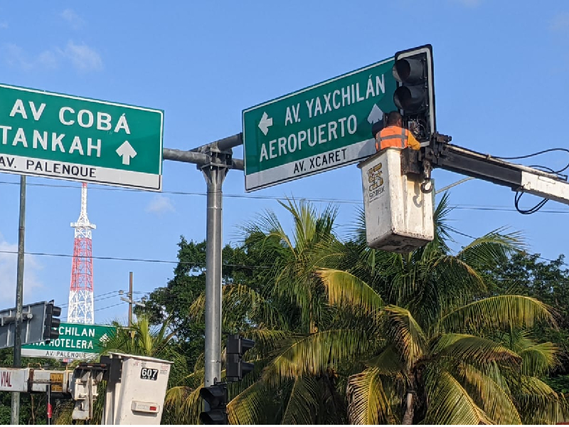 Avanza la semaforización en Cancún, están por concluir la primera etapa