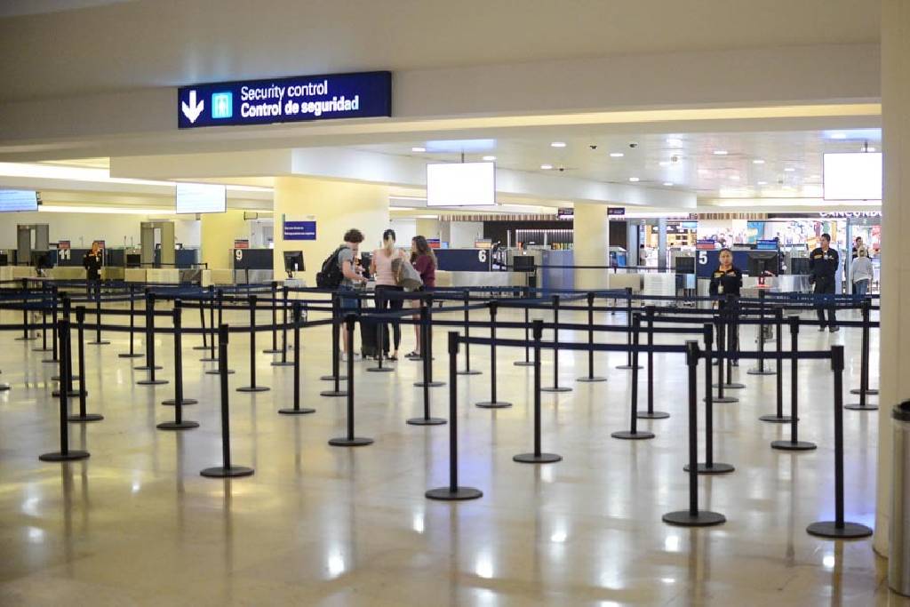 El Aeropuerto de Cancún, con 460 vuelos mediante 35 aerolíneas