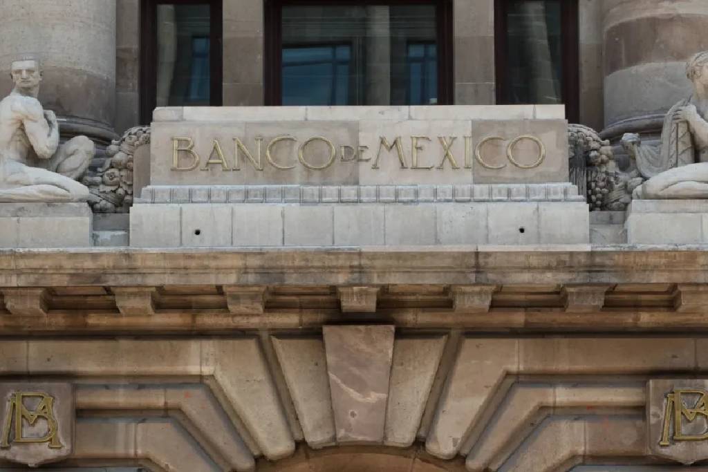 Banxico mantiene tasas en 11.25%