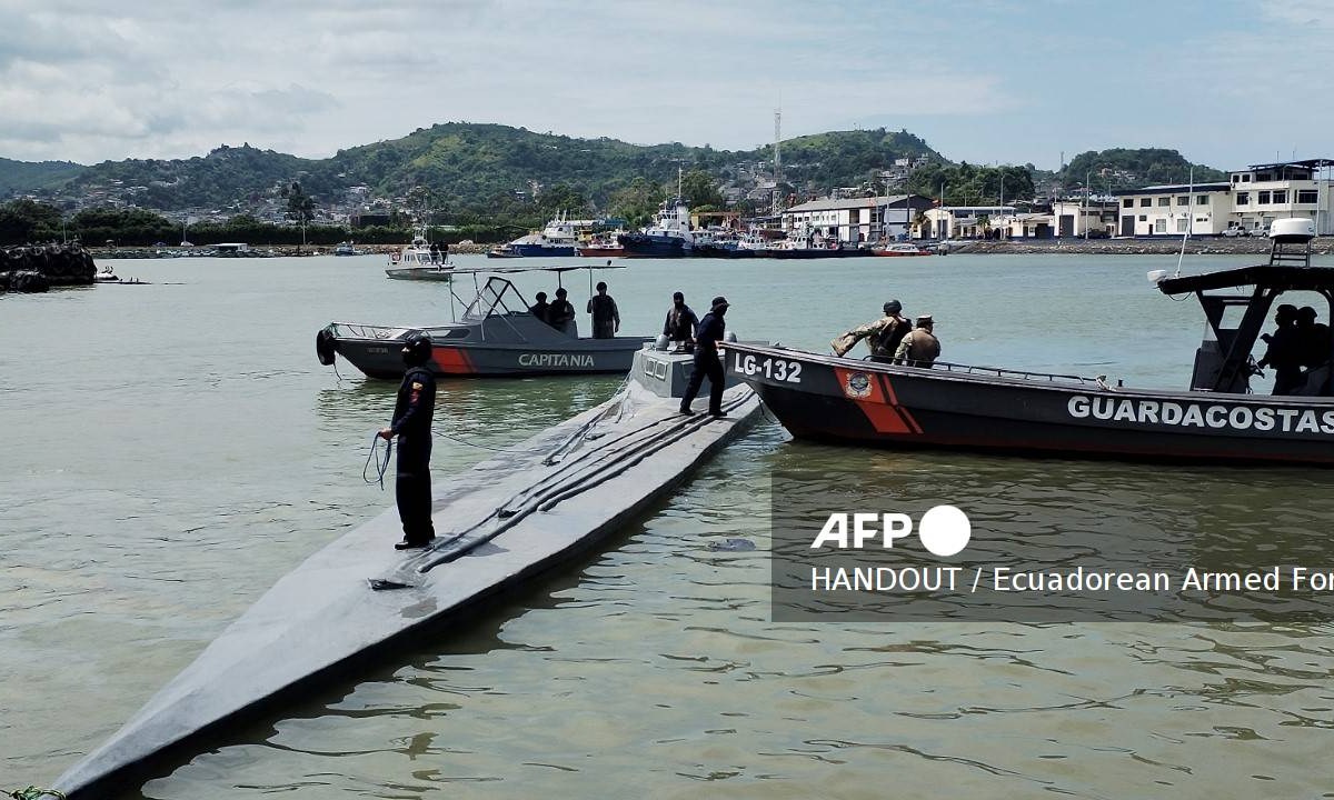 Autoridades informaron que para incautar los narcosubmarinos recibieron el apoyo de las Fuerzas Armadas.