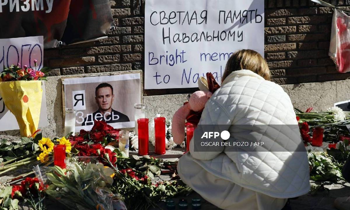 Alexéi Navalni, principal opositor ruuso, murió encarcelado y por razones aún no especificadas.
