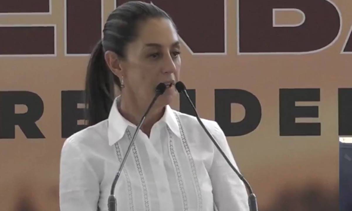Claudia Sheinbaum consideró relevante que no hubo respuesta policial durante la protesta por el caso Ayotzinapa.