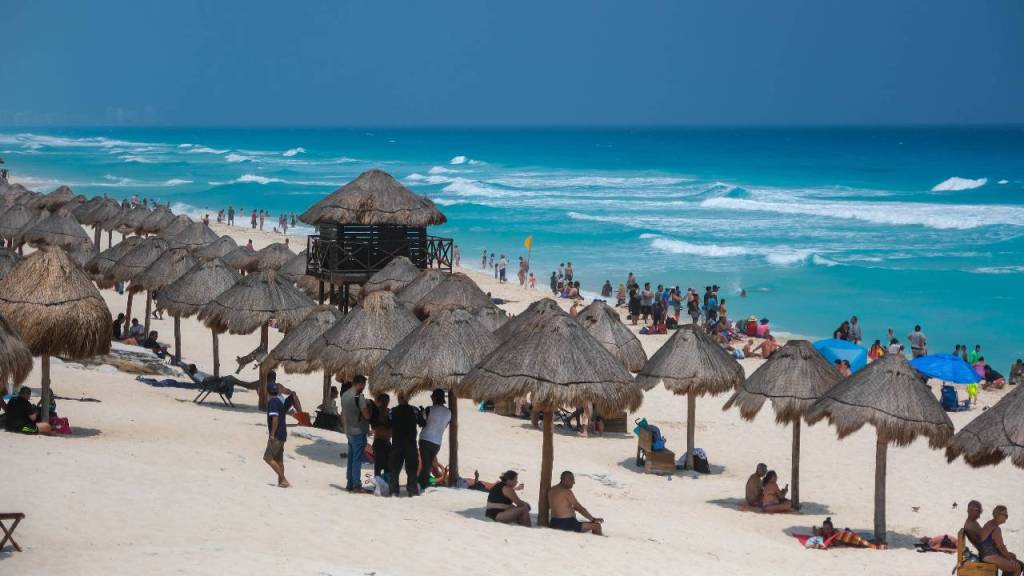 Playa Delfines, Cancún.
