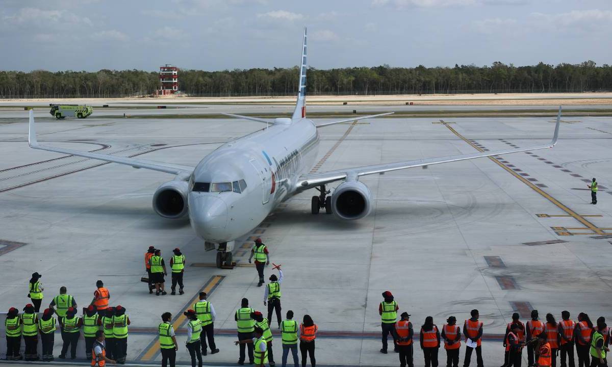 Arribo del primer vuelo internacional al Aeropuerto de Tulum.