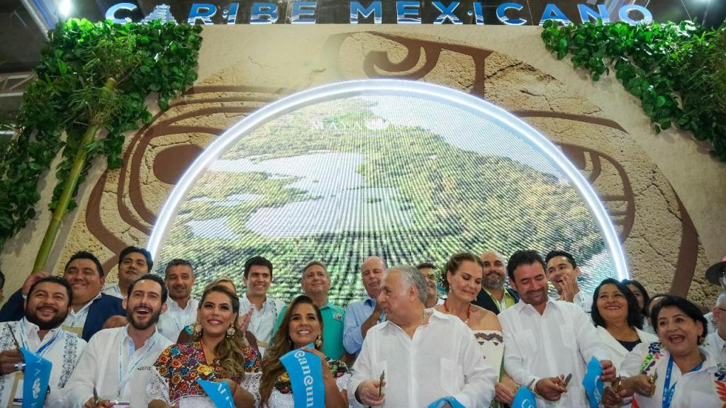 Inauguración del pabellón del Caribe Mexicano en el Tianguis Turístico de México.