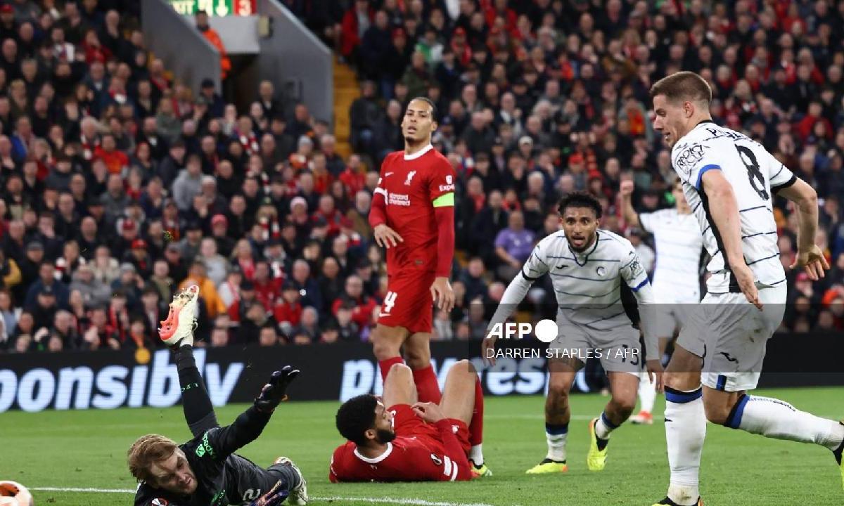 Liverpool cae ante Atalanta, en la ida de los cuartos de final de la Europa League.