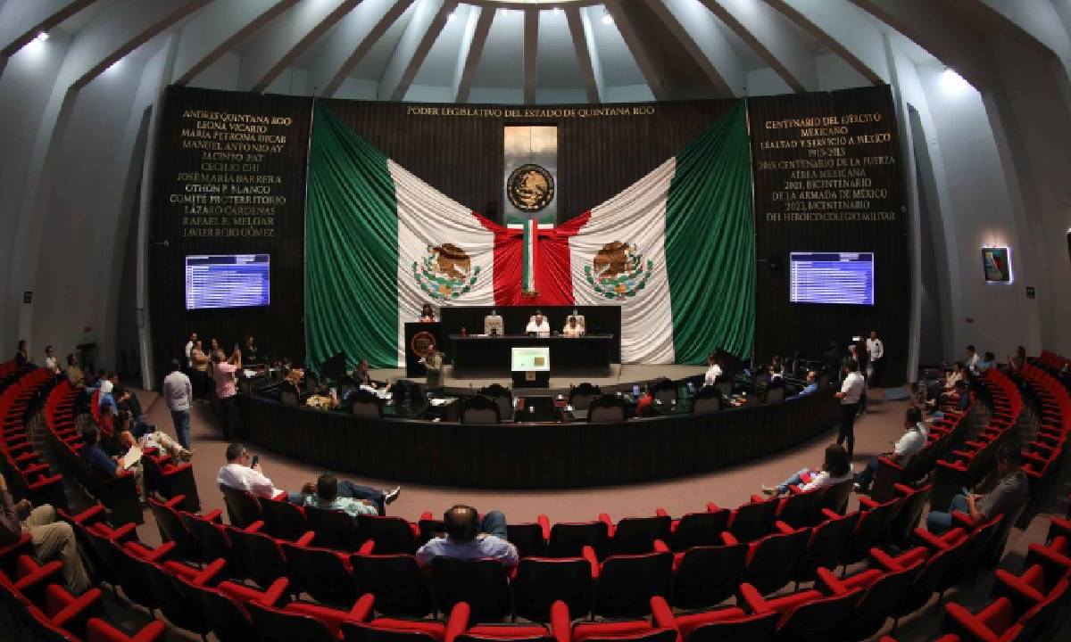 Sexta sesión ordinaria del Poder Legislativo de Quintana Roo.