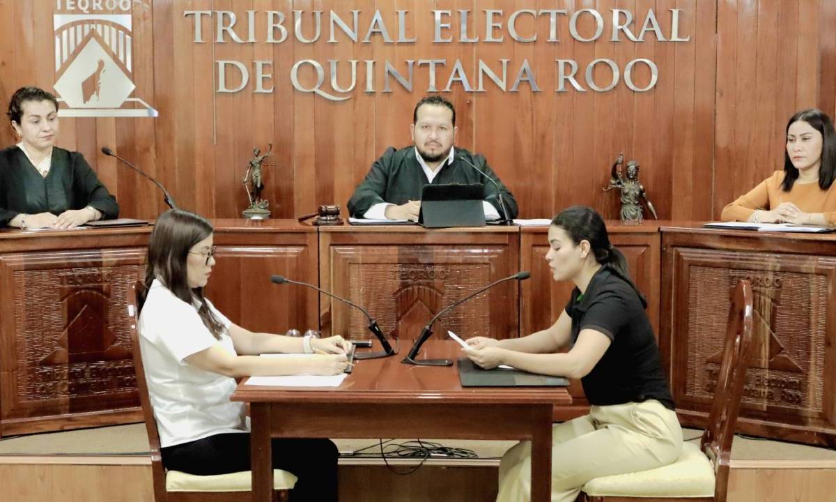 Sesión del Tribunal Electoral de Quintana Roo.